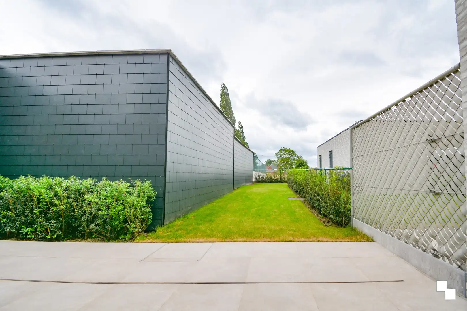 Volledig afgewerkte nieuwbouwwoning met carport te Sleihage foto 18