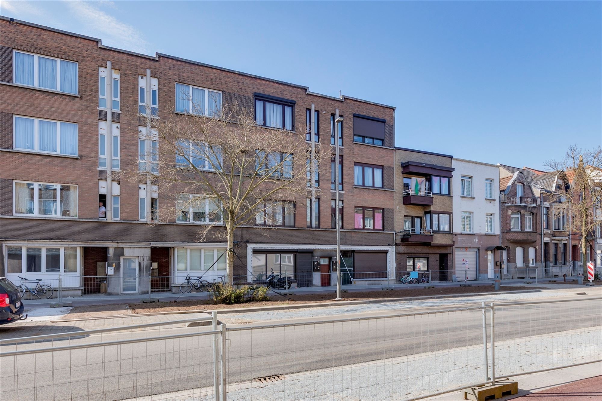 Op te frissen 1-slaapkamer appartement in Deurne foto 12