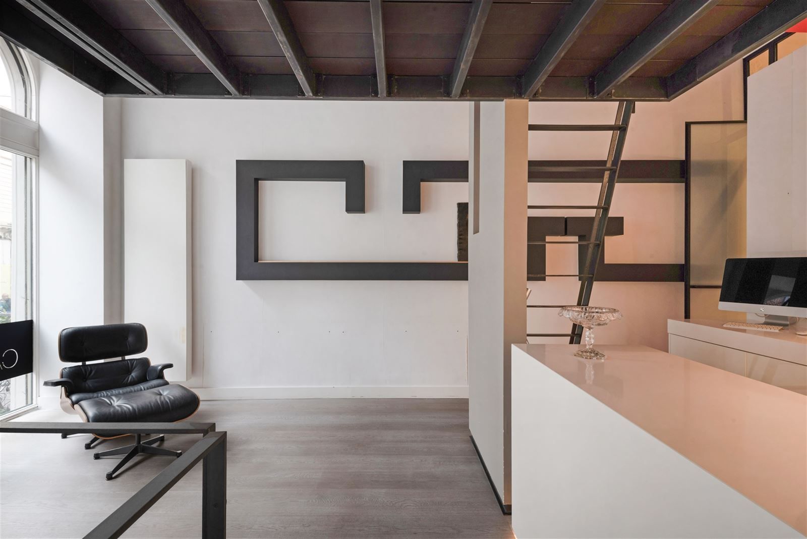 Unieke handelsruimte met studio in het centrum van Gent! foto 3