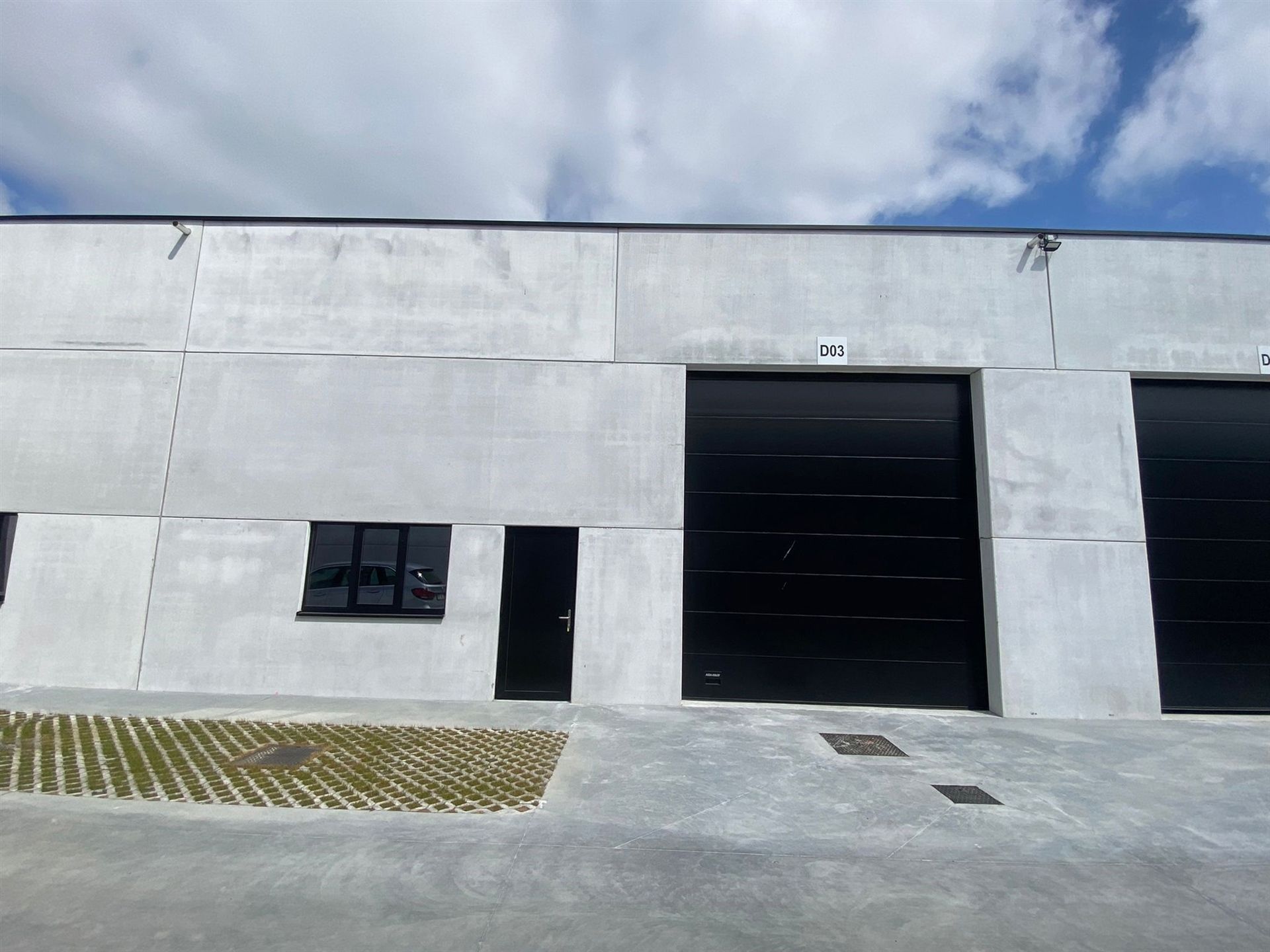 Nieuwbouw KMO-units te huur te Waregem foto 14