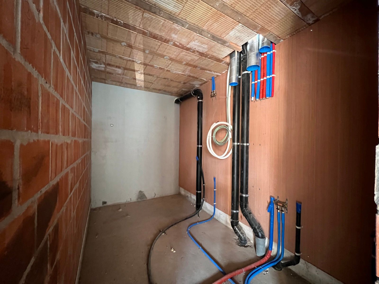 Super gelegen woning met tuin in het landelijke Aaigem foto 9
