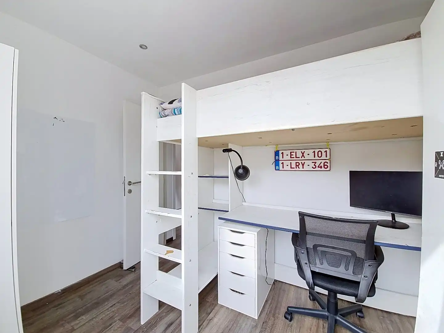 Ruime bel-etagewoning met 5 slaapkamers in Leuven foto 19