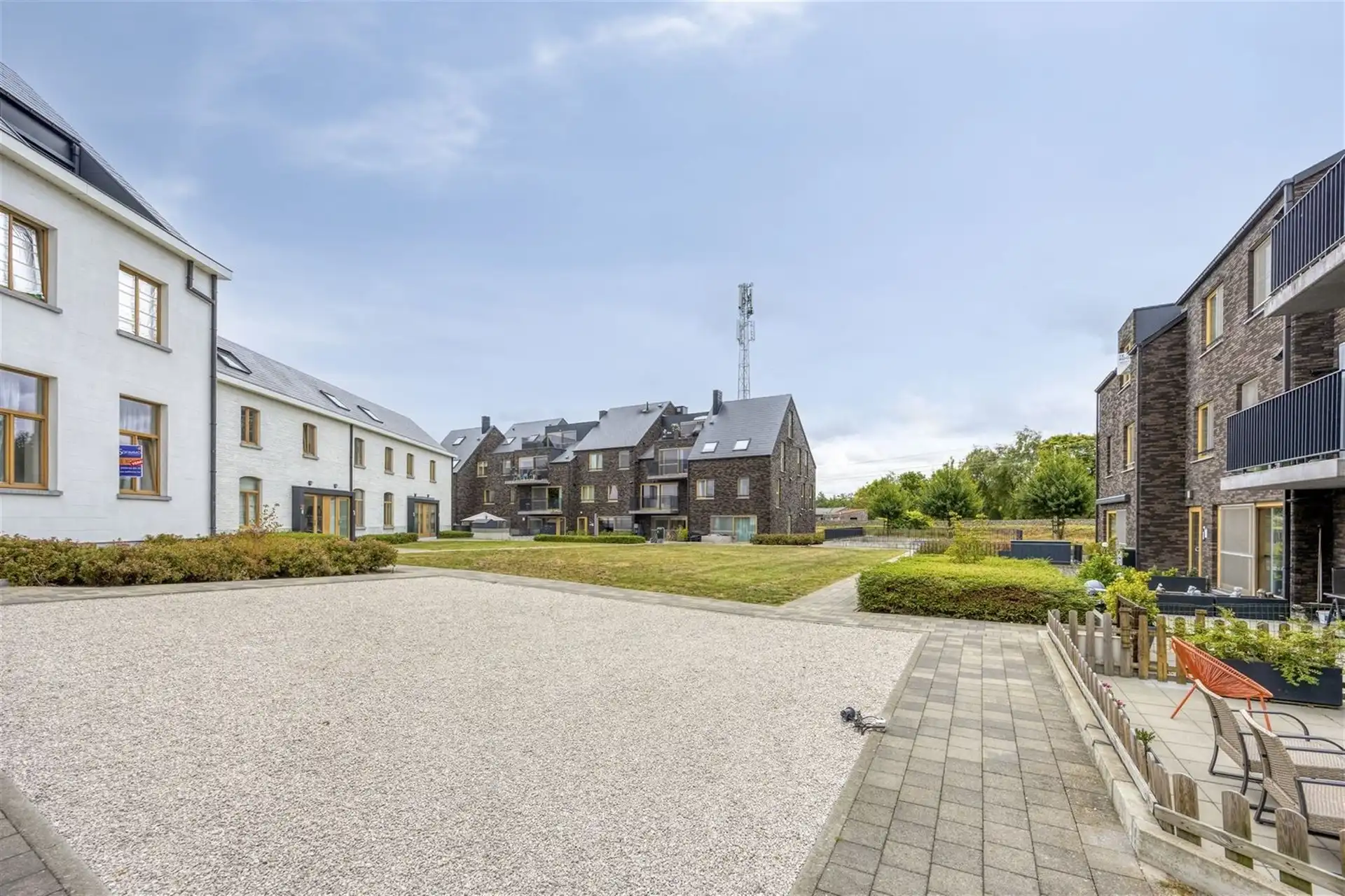 Modern instapklaar appartement met 2 slpk in Wetteren foto 9