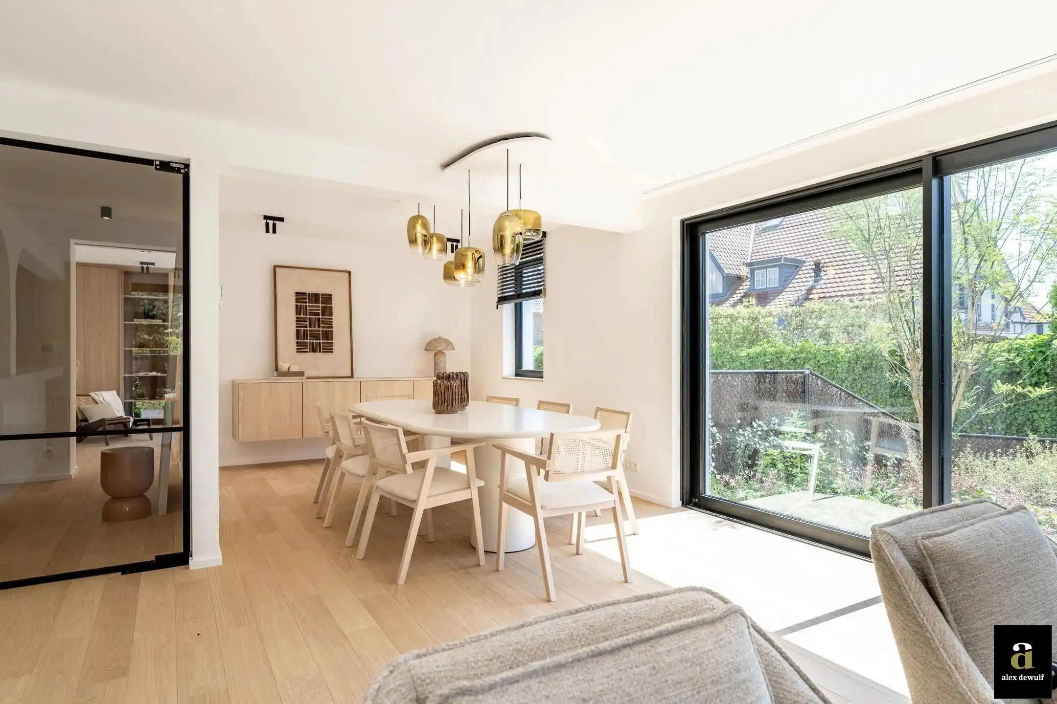 Volledig gerenoveerde villa ideaal gelegen in een rustig paadje in het Zoute. foto 12