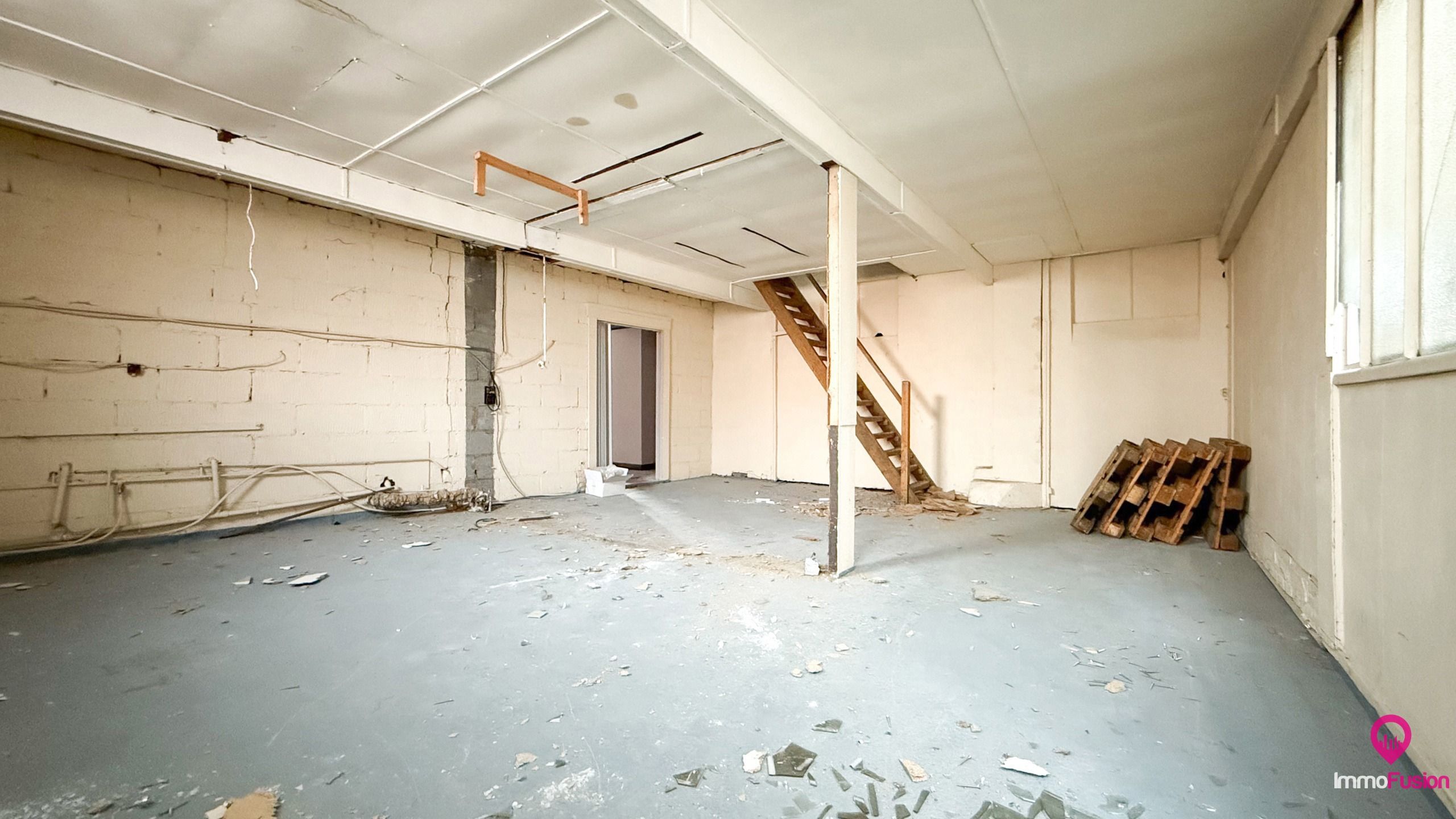 Ruim handelspand op toplocatie met woonmogelijkheid in Diest foto 27