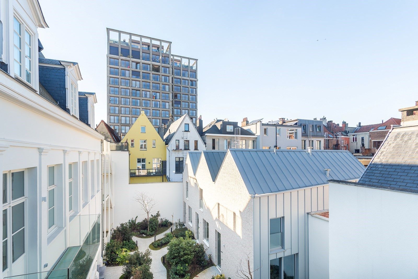 Gemeubeld luxe nieuwbouwappartement gelegen in het hartje van Antwerpen.  foto 21