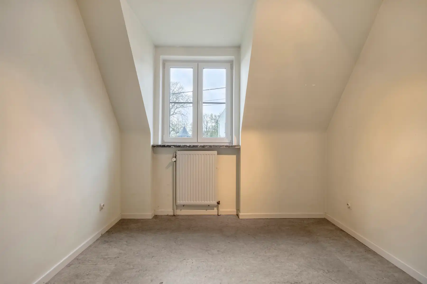 Charmante Villa op ruim perceel foto 22