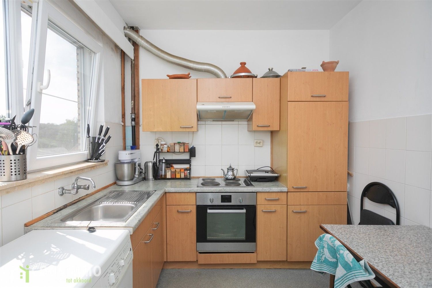 Instapklaar appartement met 3 slaapkamers in Genk! foto 11