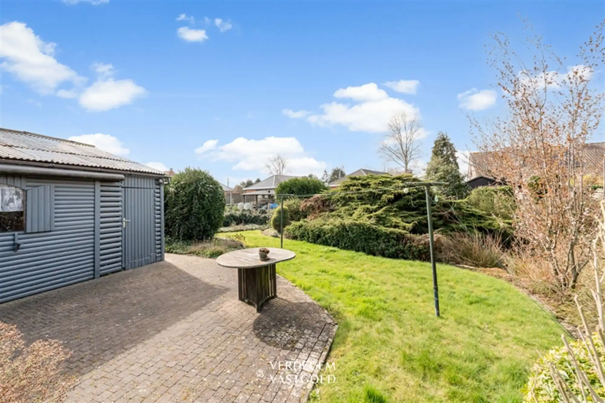 Fijne bungalow met 3 slaapkamers, zonnige tuin en dubbele garage foto 19