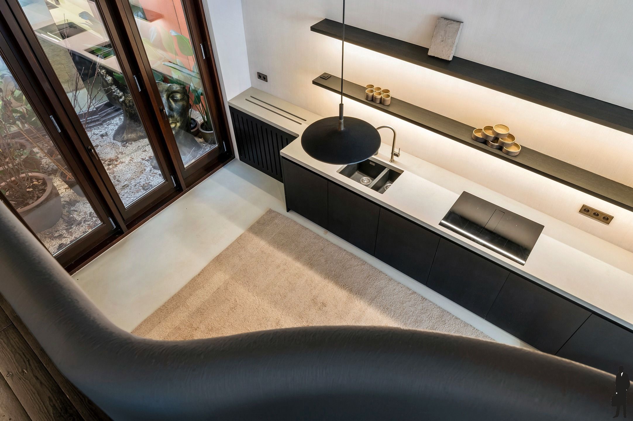 Neoclassicistische stadswoning uit de 19de eeuw met zicht op de Schelde en de Kathedraal foto 5