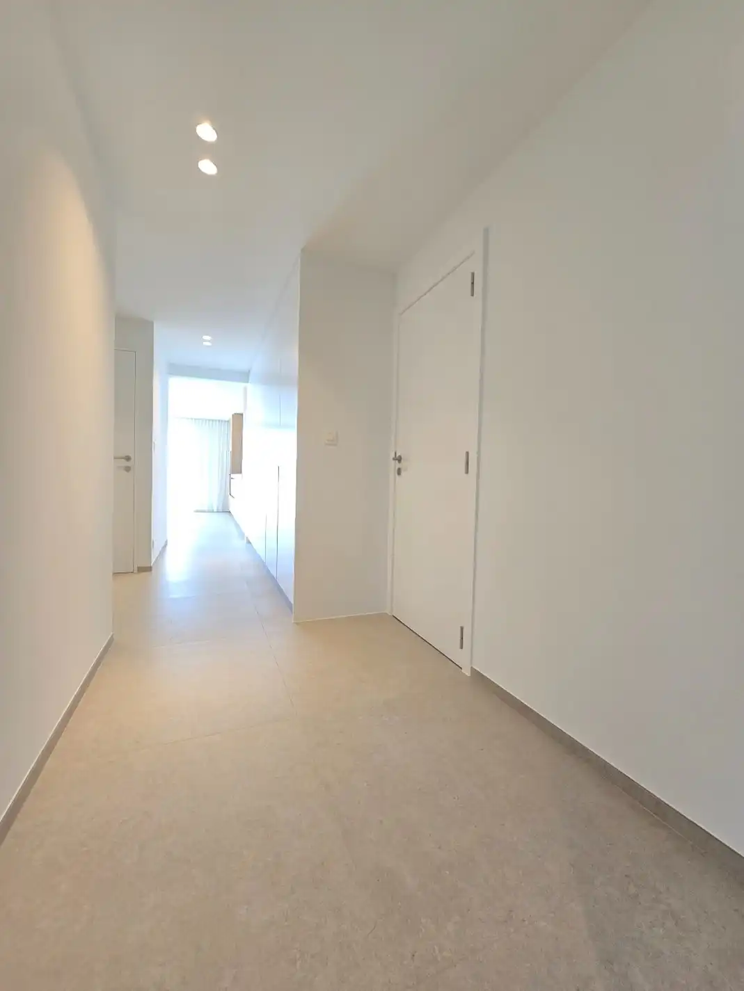 Hoekappartement op het Esplanadeplein met 3 slaapkamers en 2 badkamers foto 8