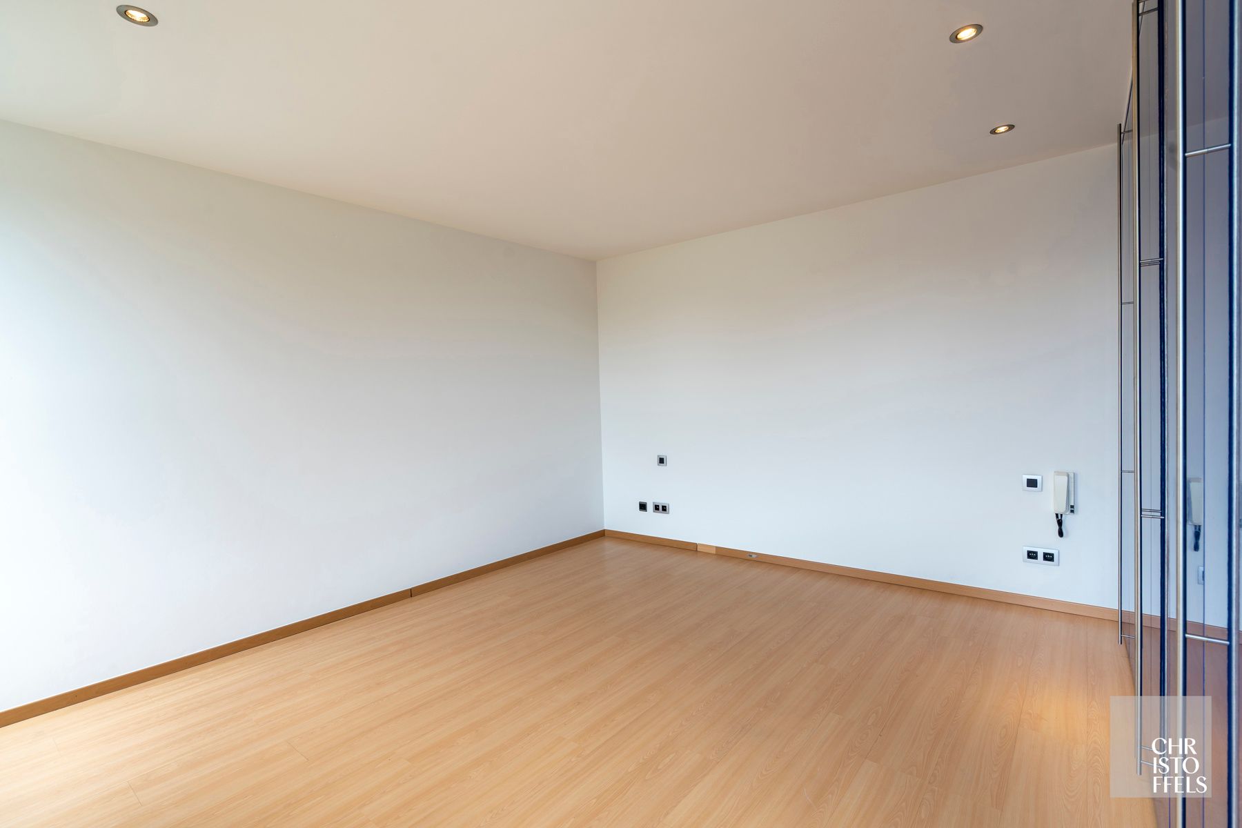 Tijdloze villa (405 m²) met zwembad, magazijn en weiland op 4.858 m²! foto 28