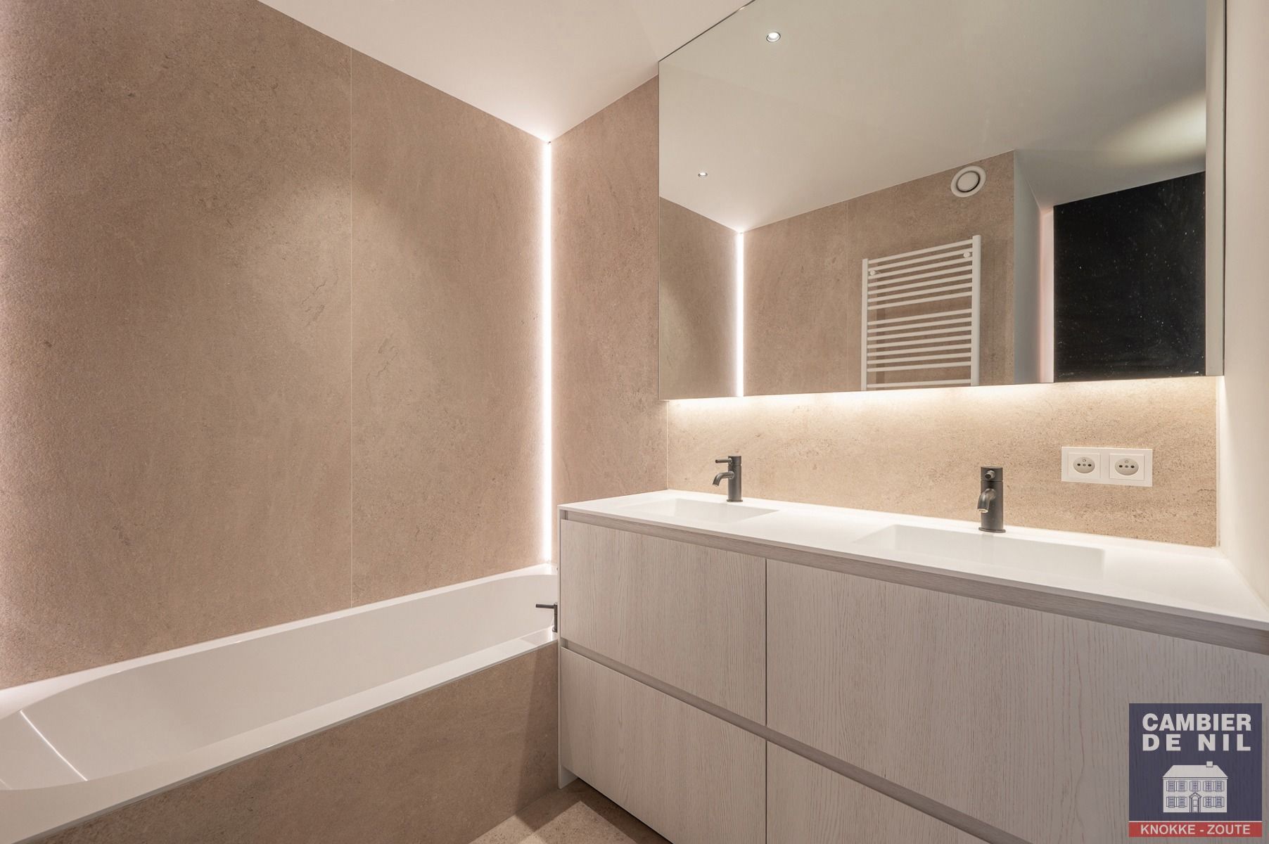 Nieuwbouwappartement met 3 slaapkamers in hartje Zoute foto 15