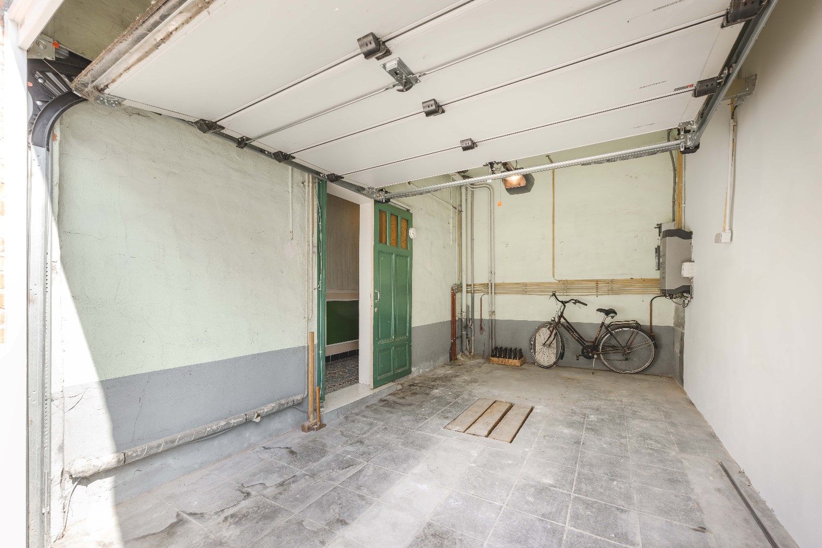 PRACHTIGE HERENWONING MET TUIN | GARAGES & TOEGANG ACHTEROM foto 22