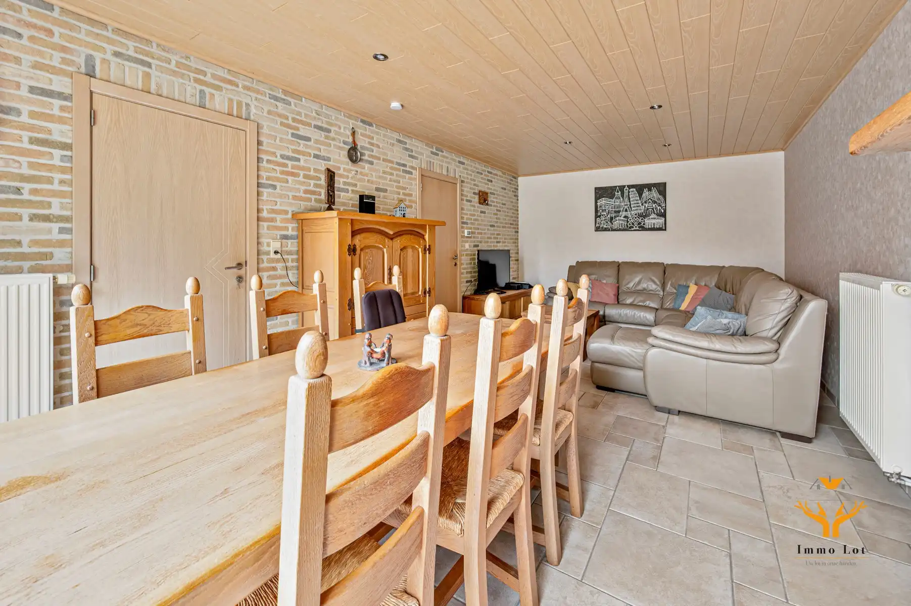 Instapklaar gelijkvloers appartement met tuin en garage foto 3