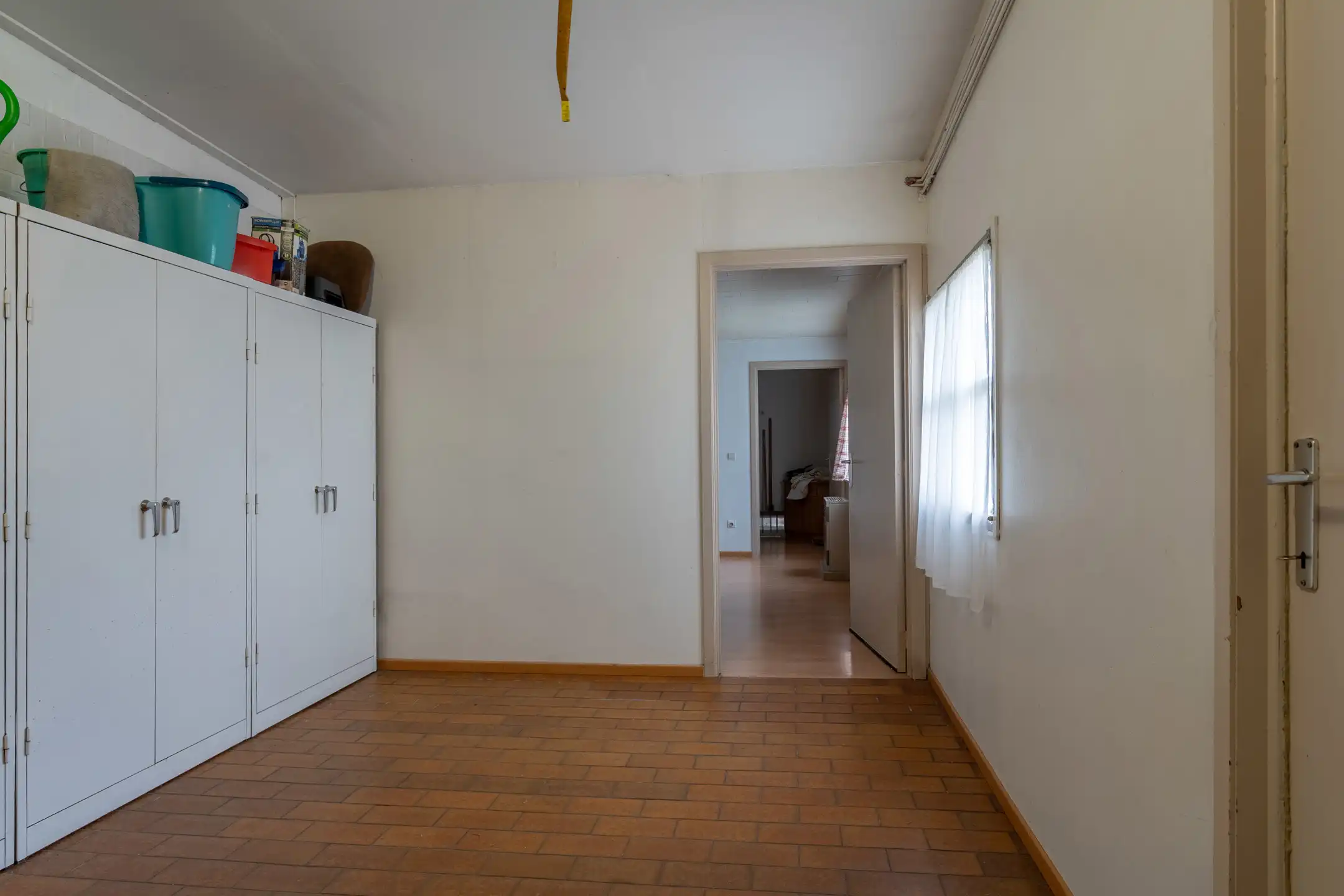 Gunstig gelegen woning met 3 slpks en garage op  505 m² foto 20