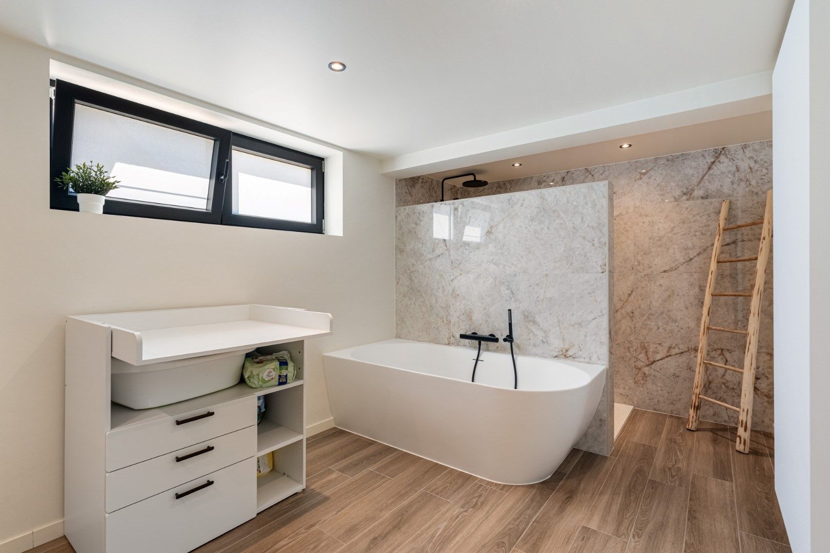 Stijlvolle designwoning met A-label in residentiële woonwijk. foto 39