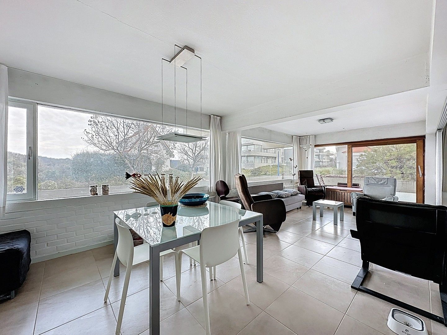 Instapklaar hoekappartement met loftgevoel en duinenzicht vlak aan zee Sint-André. foto 5