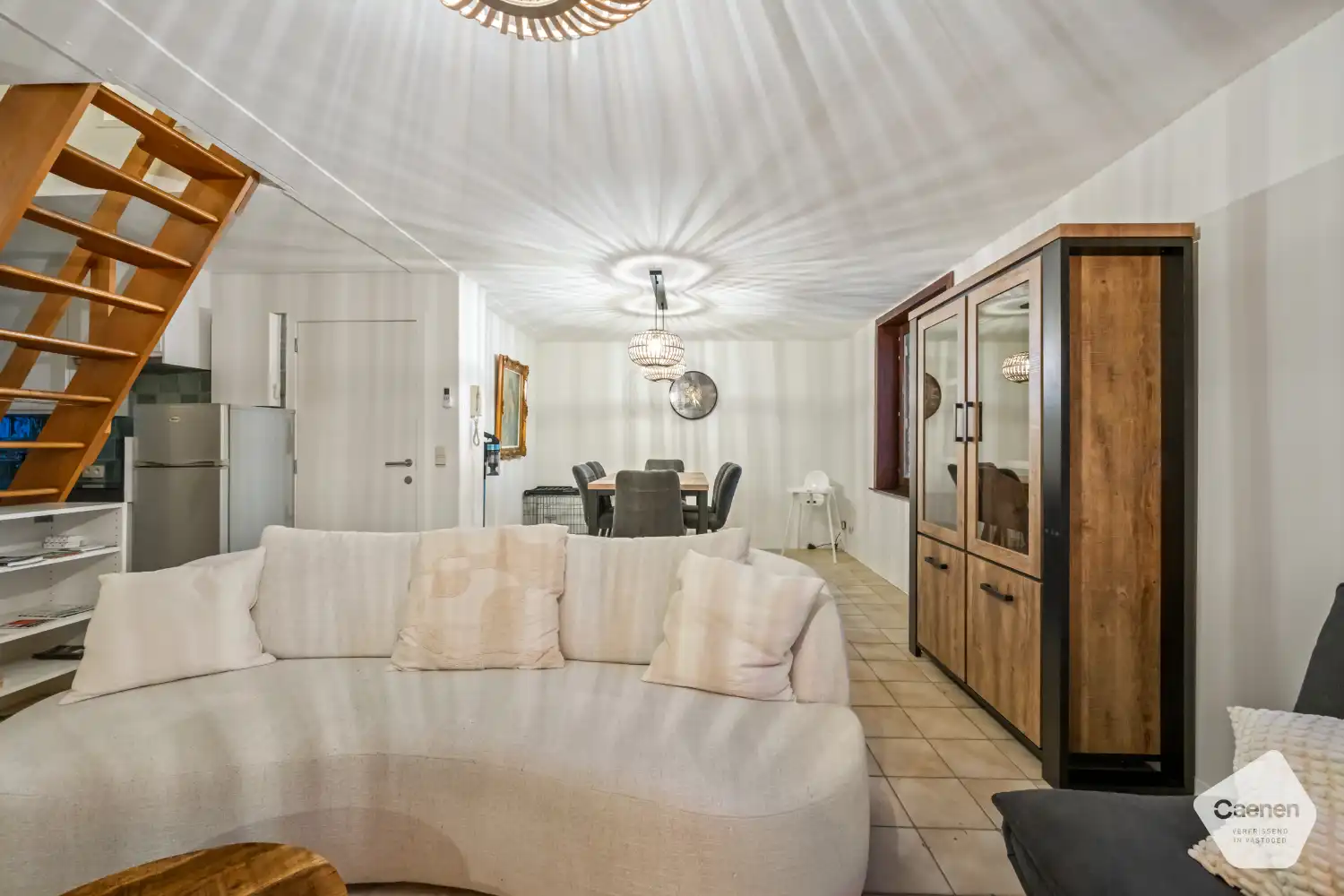 Instapklaar twee slaapkamer duplexappartement op een uitstekende locatie foto 4