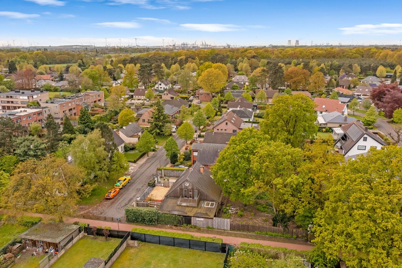 Prachtig gelegen, vrijstaande woning met 4 slpk. en ruime carport op 793m² foto 42