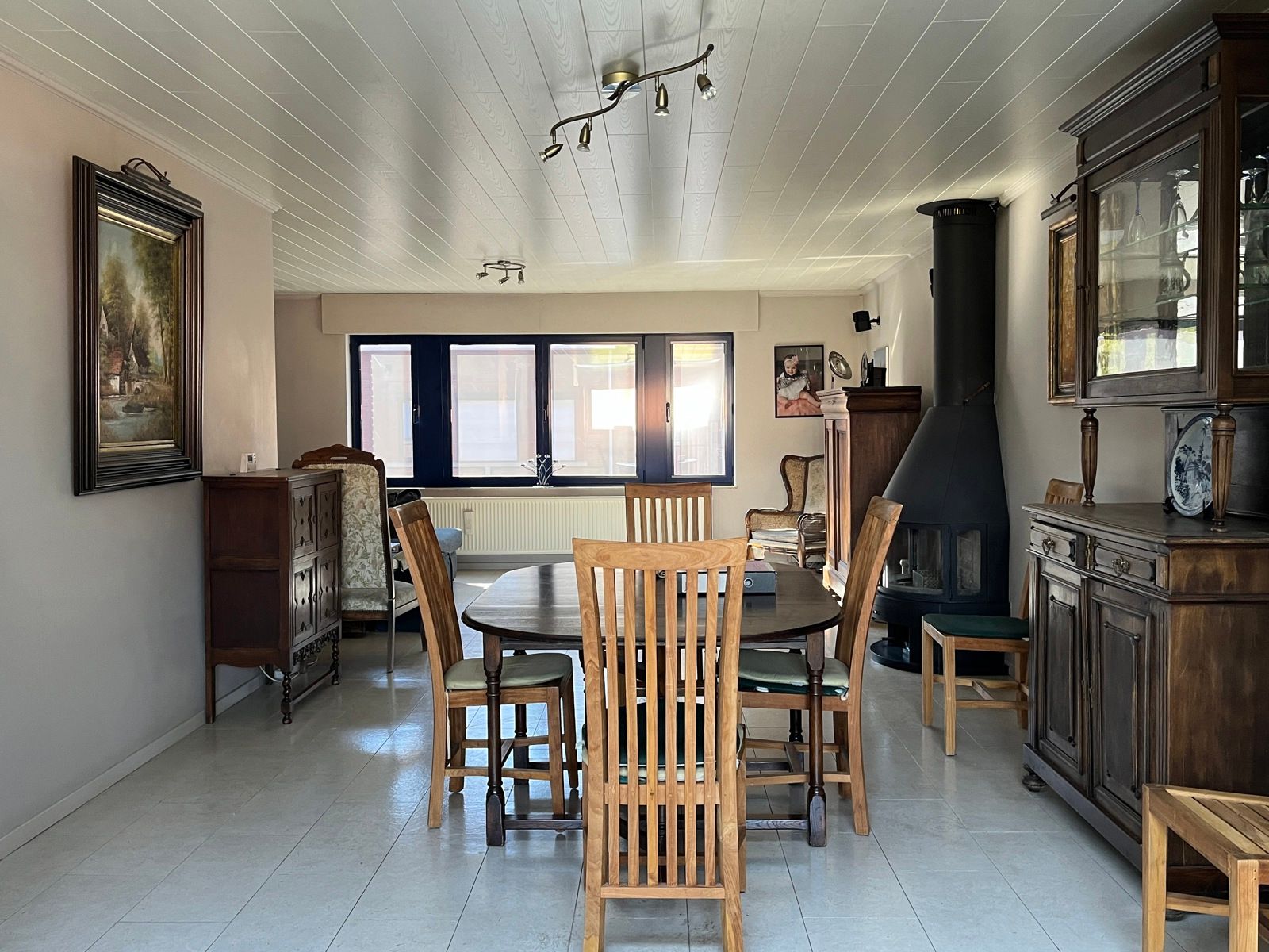 Grote woning met 6 slaapkamers foto 10