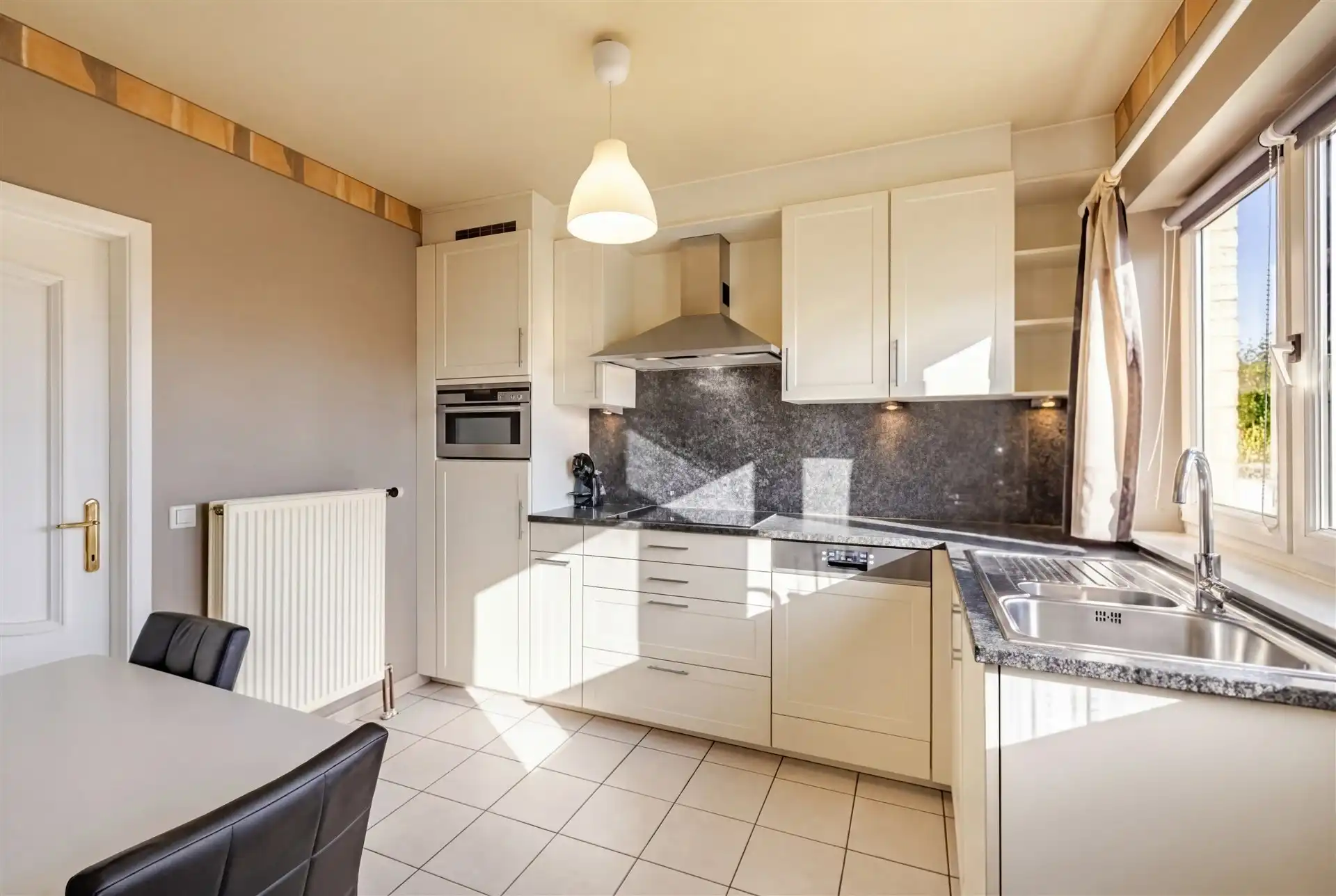 Bungalow met 3 slks op topligging foto 10