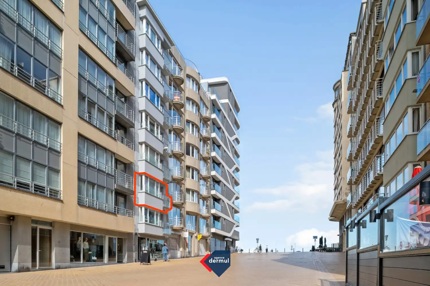 RESIDENTIE COMTE DE FLANDRE foto {{pictureIndex}}