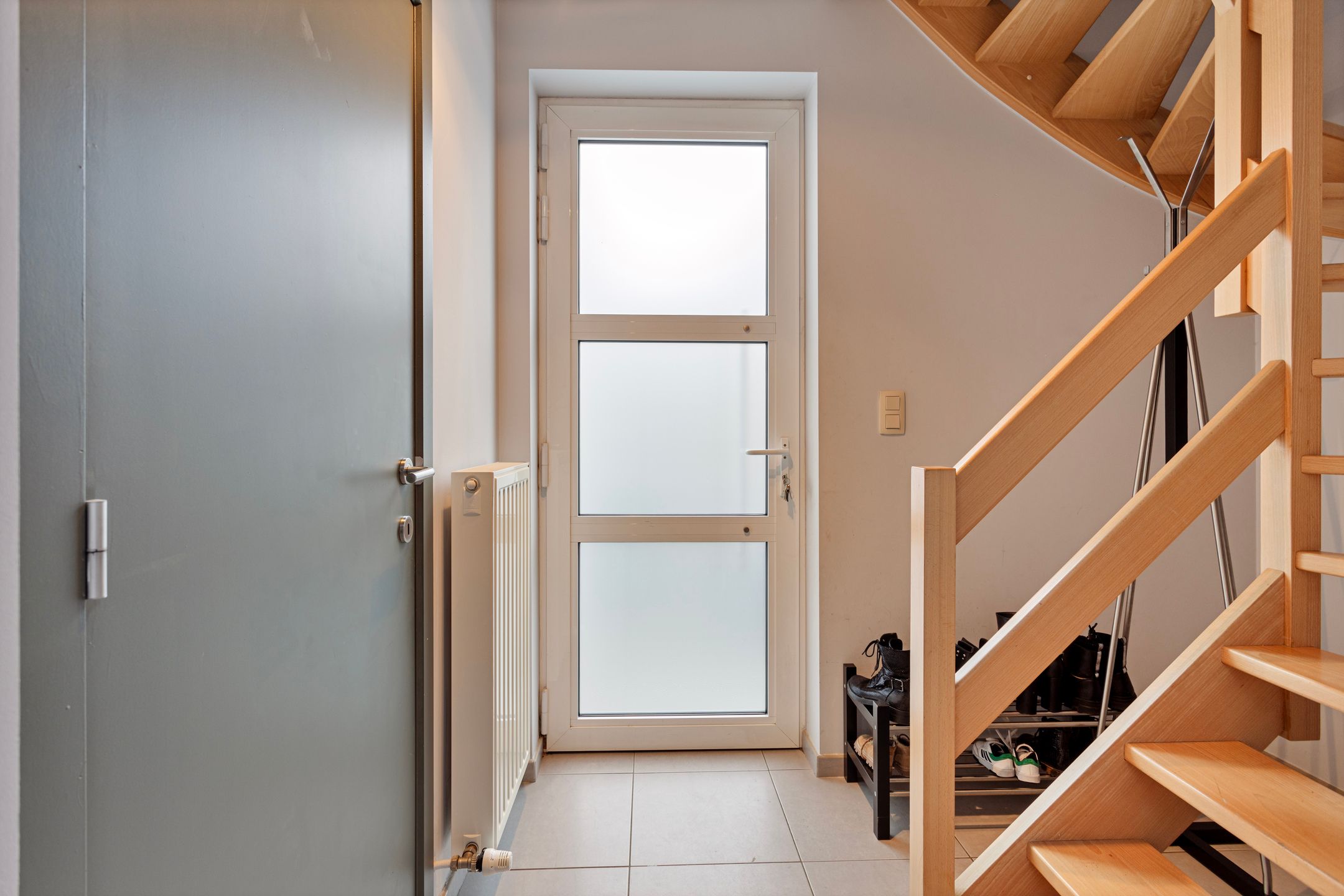 B&B Moment : MODERNE en instapklare HOB (3-4 slpk) met garage en gezellige tuin foto 29