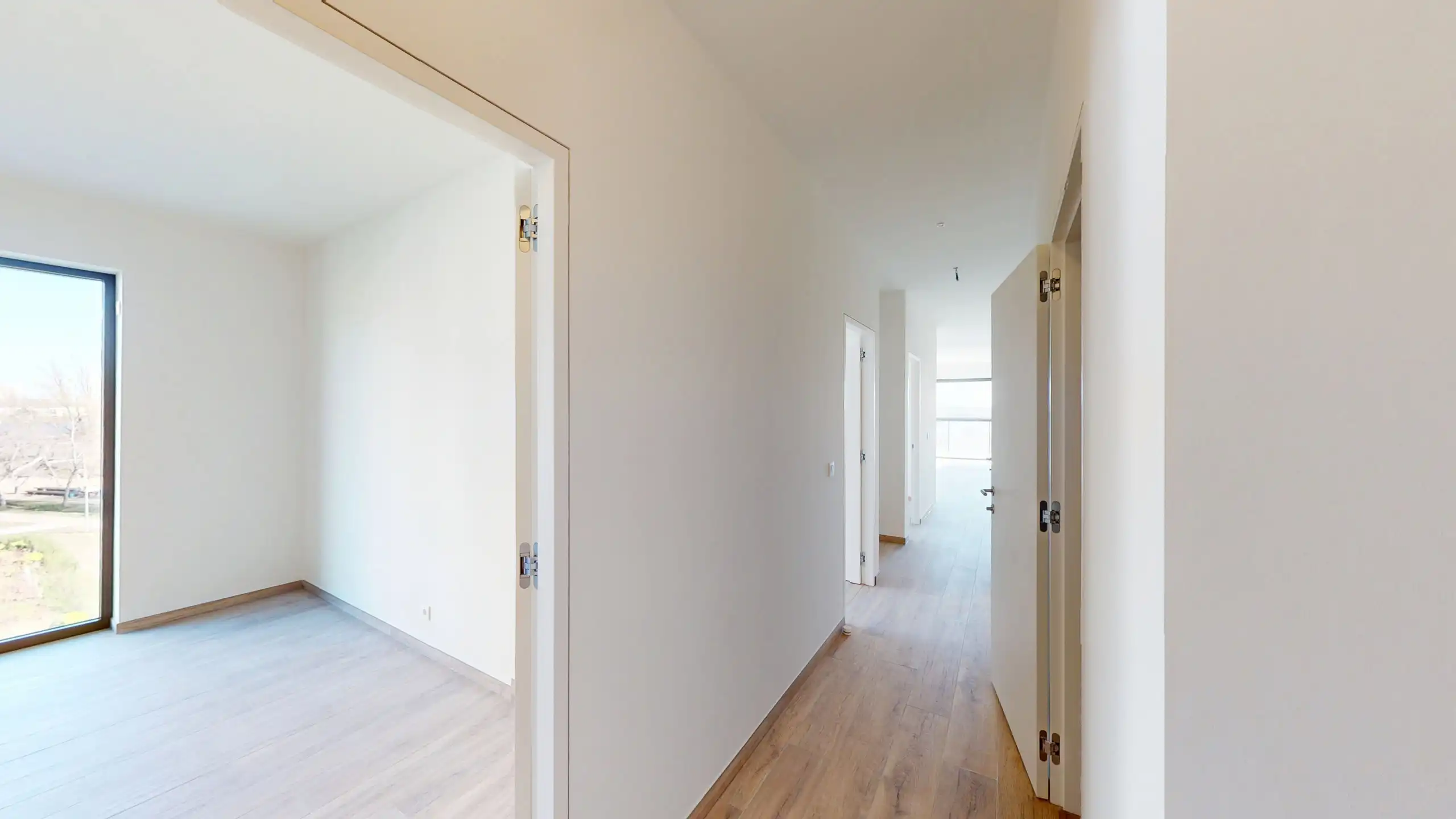 LINKEROEVER - Nieuw appartement met frontaal waterzicht  foto 6