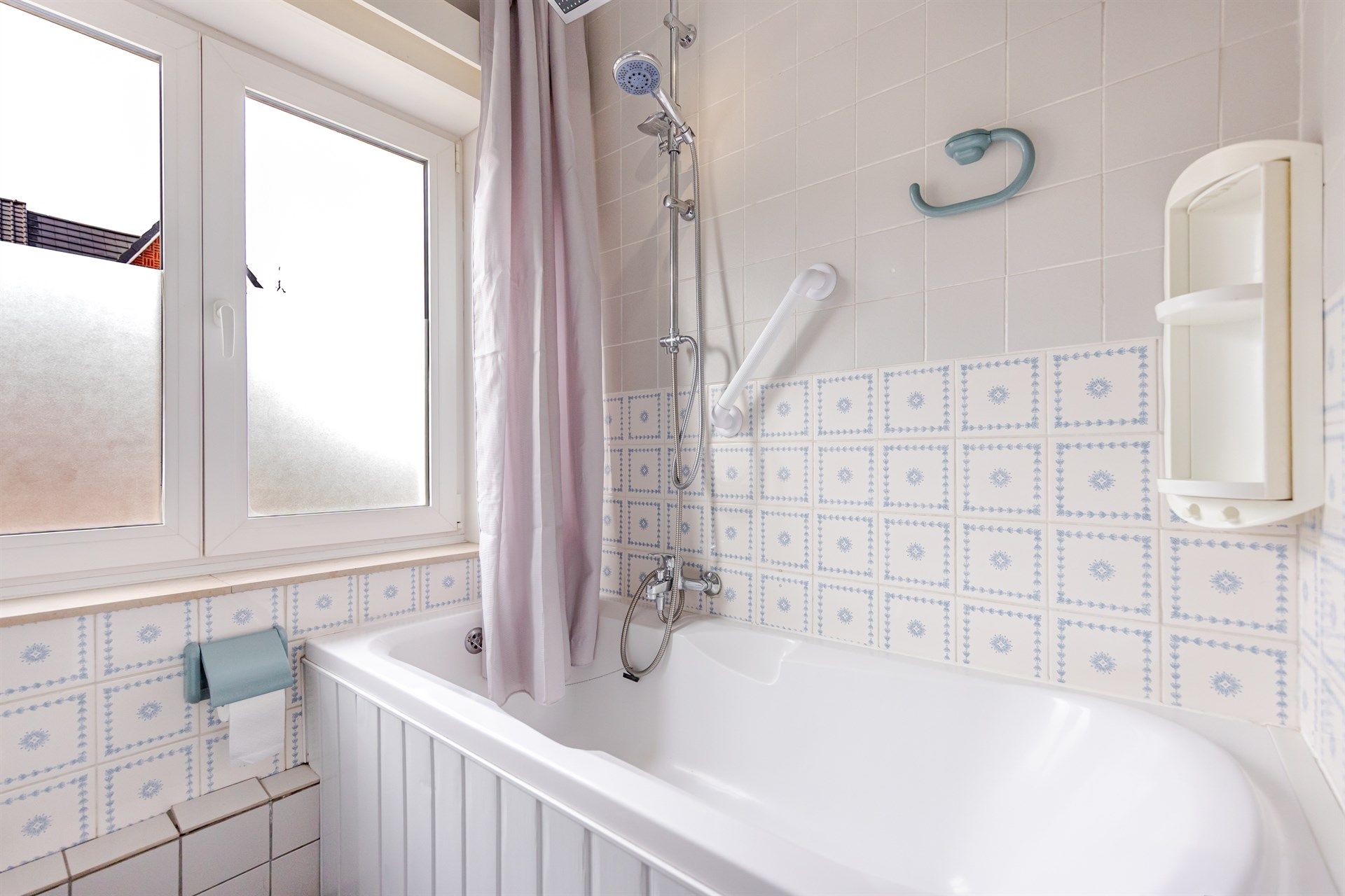 Op te frissen woning met twee slaapkamers en garage te Hofstade foto 19