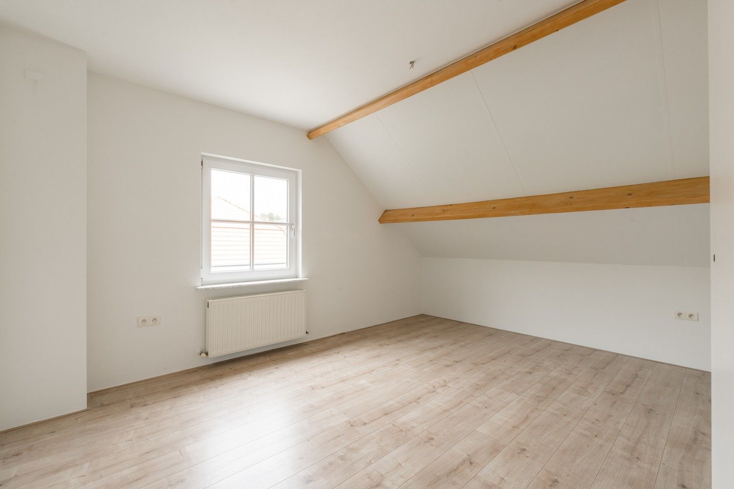 Vrijstaande woning met 5 slk op ruim perceel van 30 are in Pelt foto 25