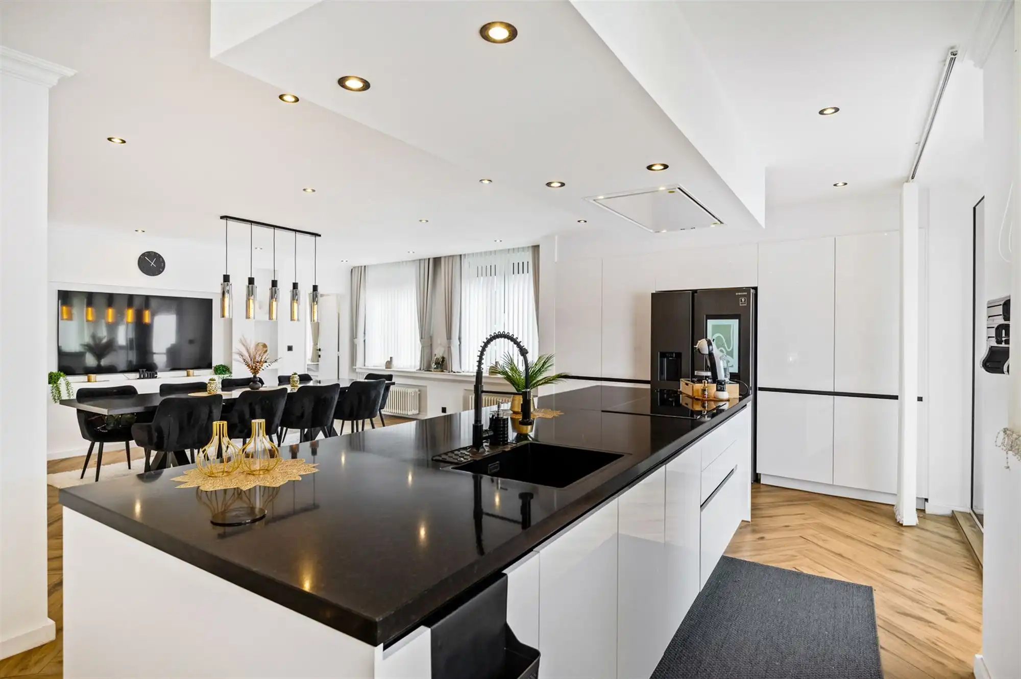 Prestigieuze woning met gelijkvloerse kangoeroewoning. foto 7