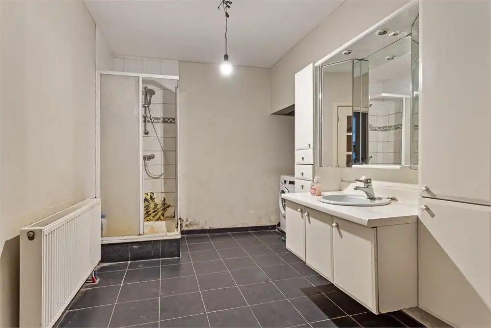 Te renoveren woning voor gemengd gebruik in landelijke omgeving foto 6