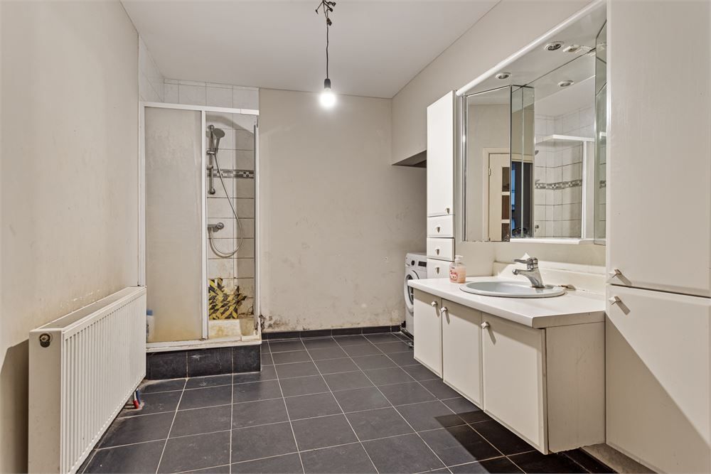 Te renoveren woning voor gemengd gebruik in landelijke omgeving foto 6