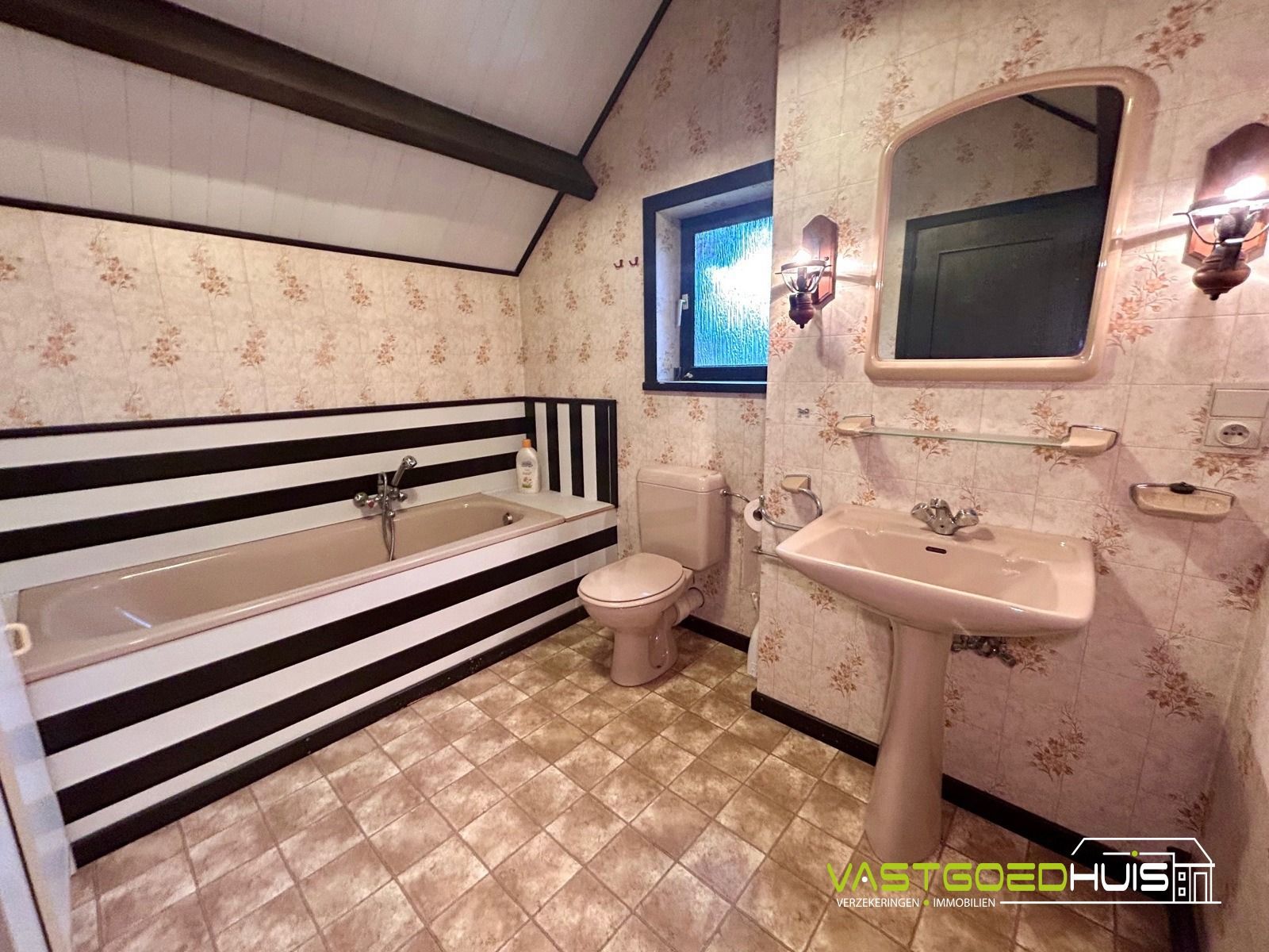 Charmante boerderij-hoeve te koop op een terrein van 22a85ca foto 15