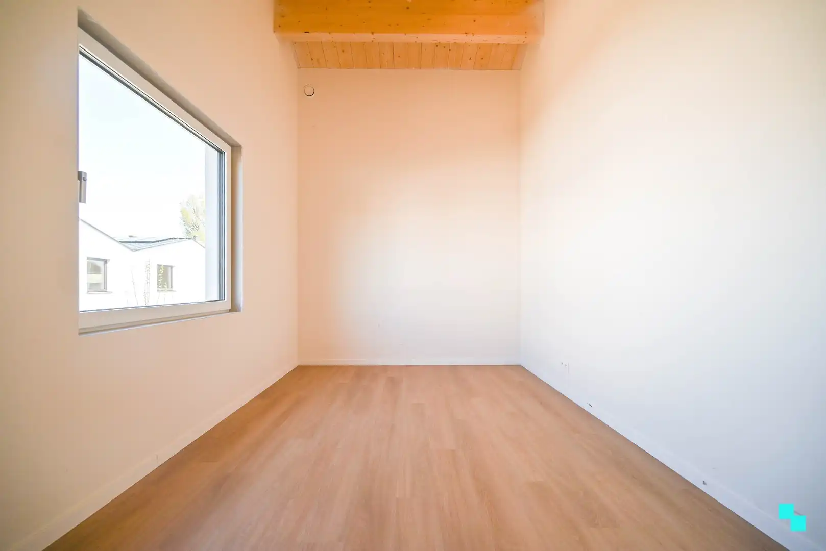 Halfopen nieuwbouwwoning in houtmassiefbouw foto 20