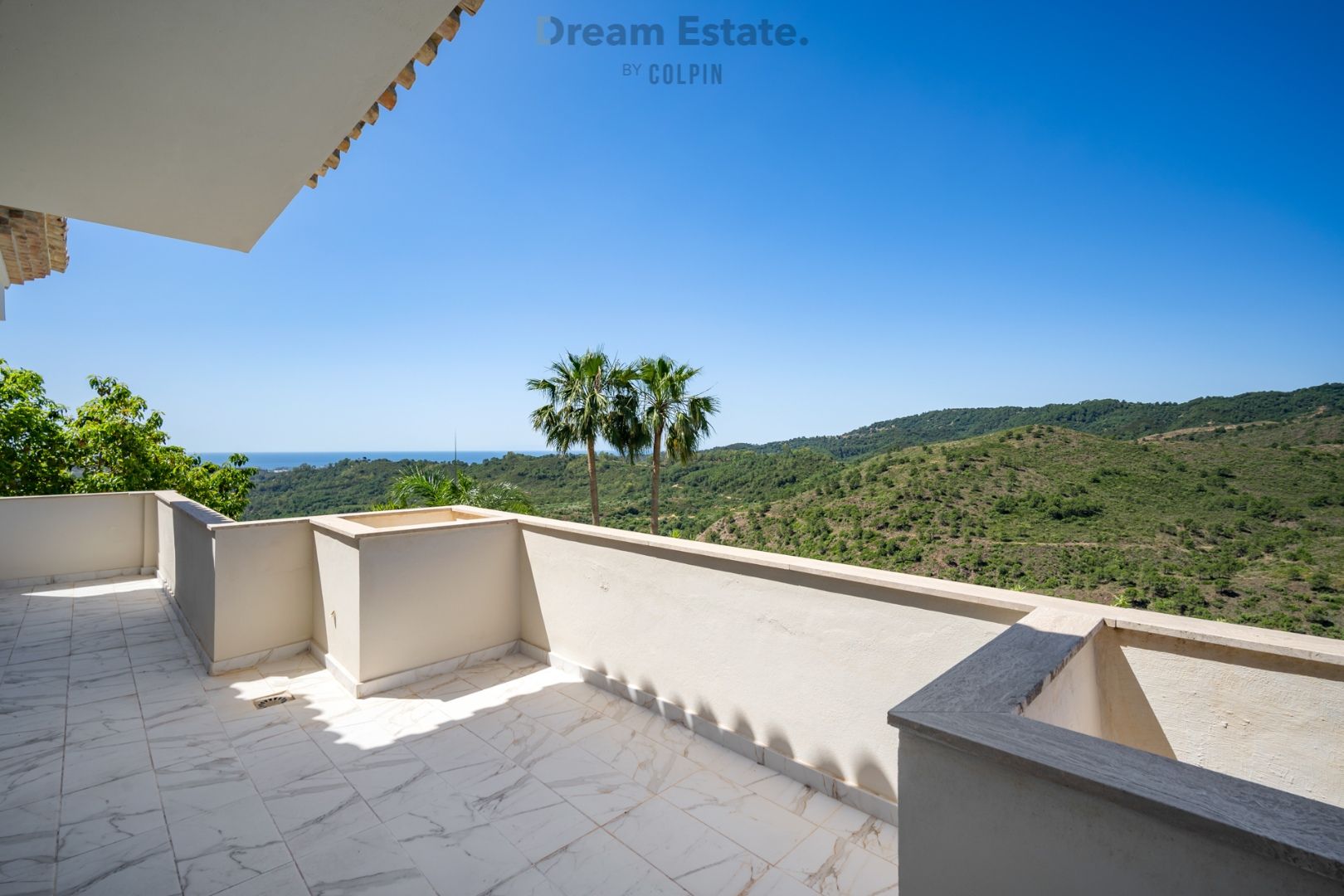 Rustig gelegen Andalusische villa te Monte Mayor met fantastische zichten.  foto 19