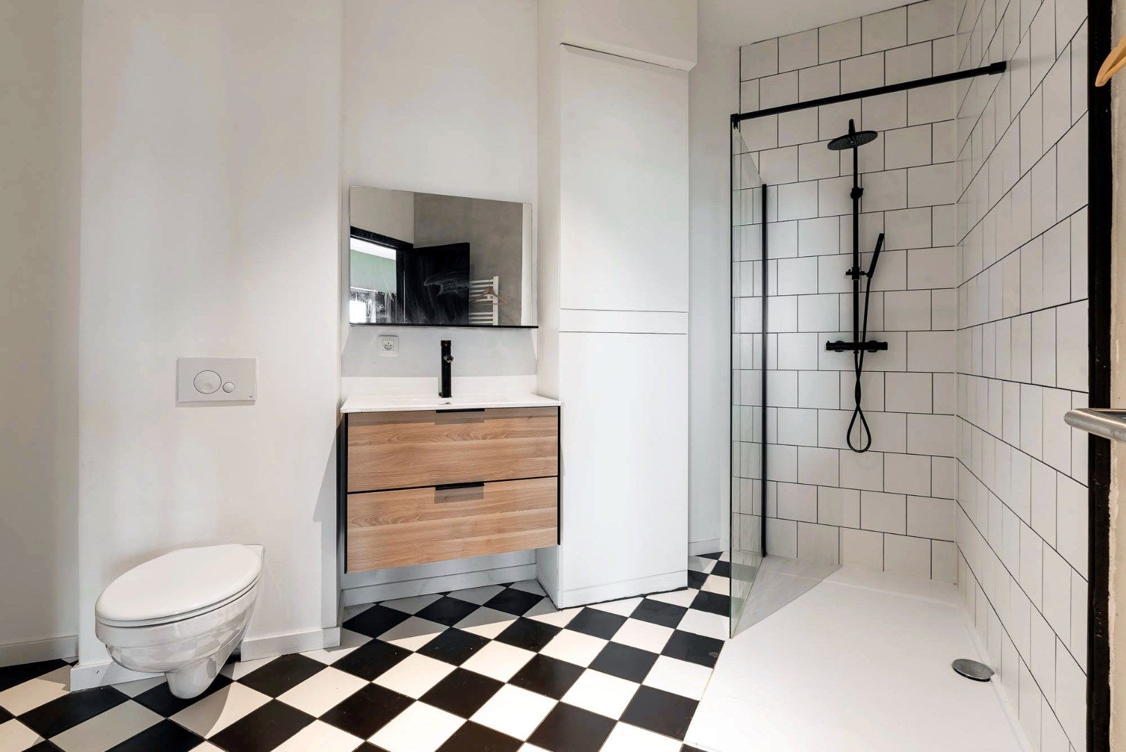 Hip 2-slaapkamerappartement te huur op de Marnixplaats  foto 8