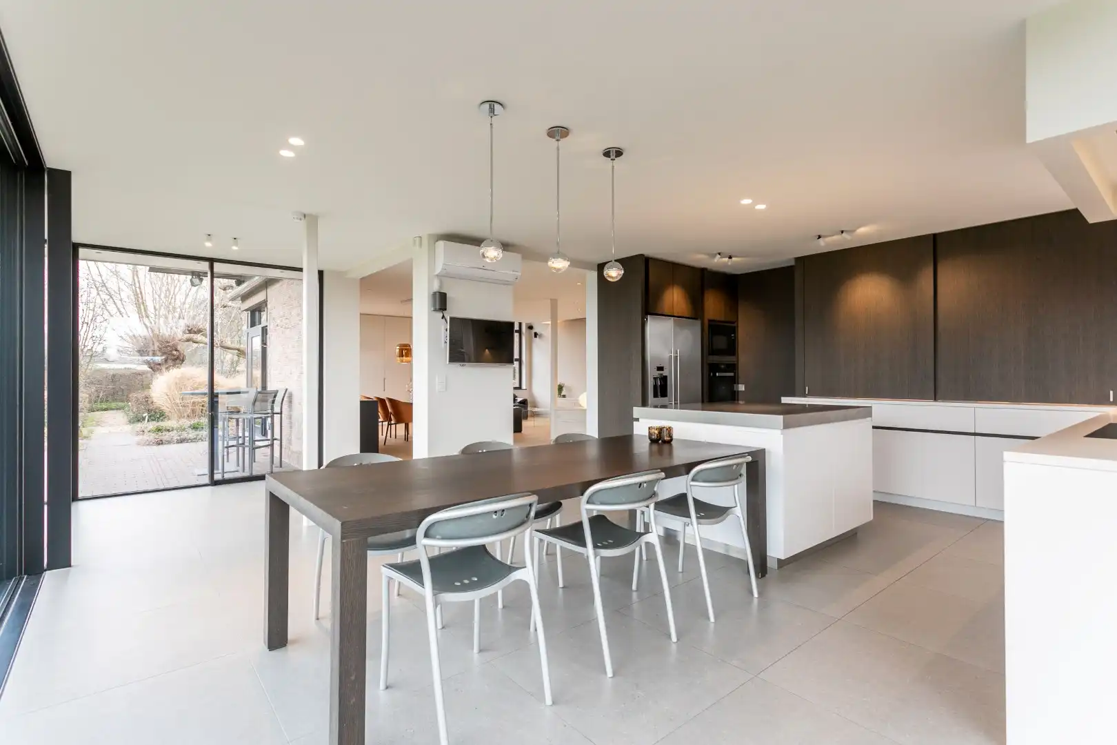 Instapklare villa te Heikruis, 4 slpks, bureau, dubbele garage en ruime tuin foto 14