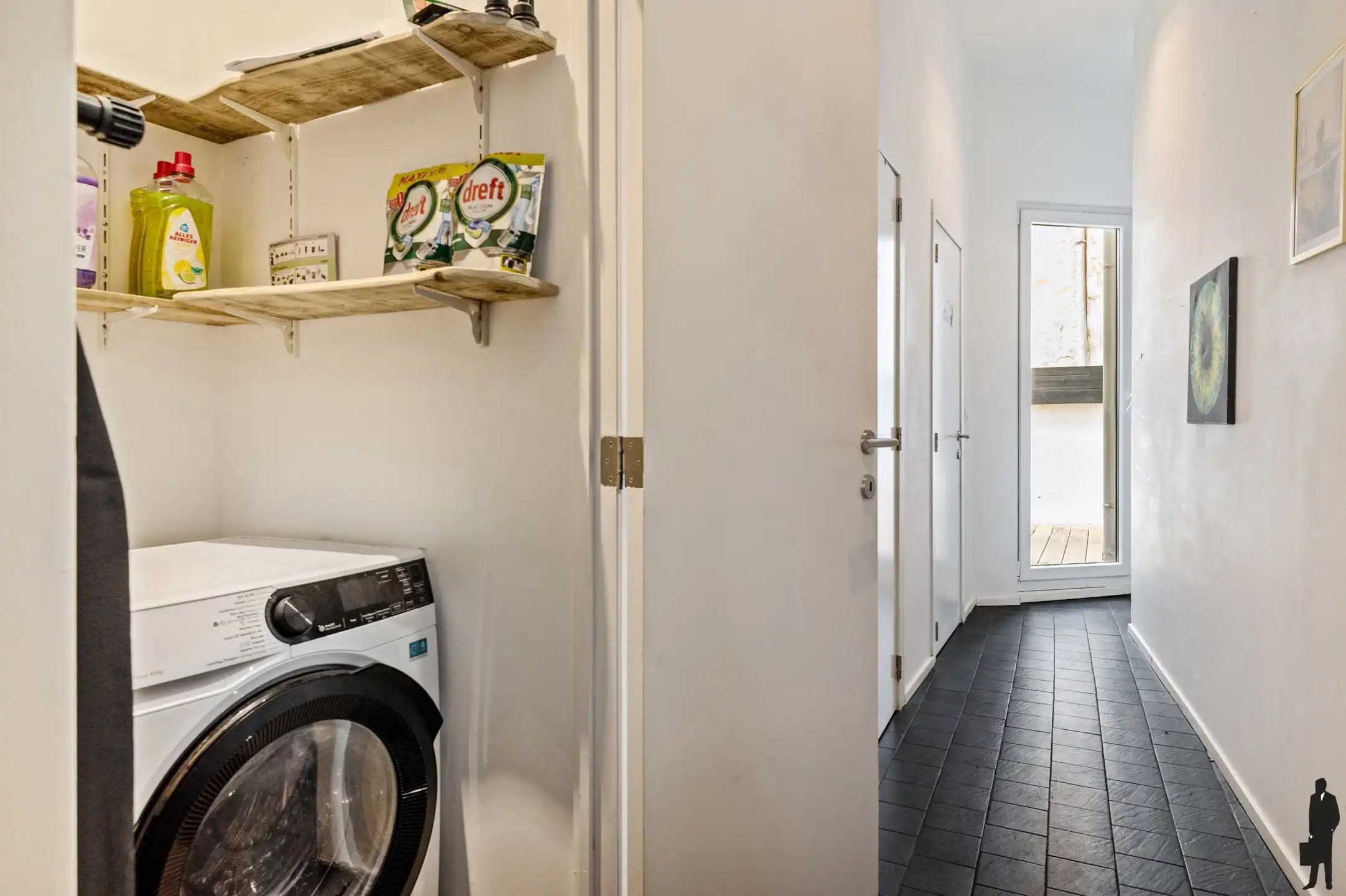 Ruim en stijlvol 2 slaapkamer appartement met groot terras foto 12