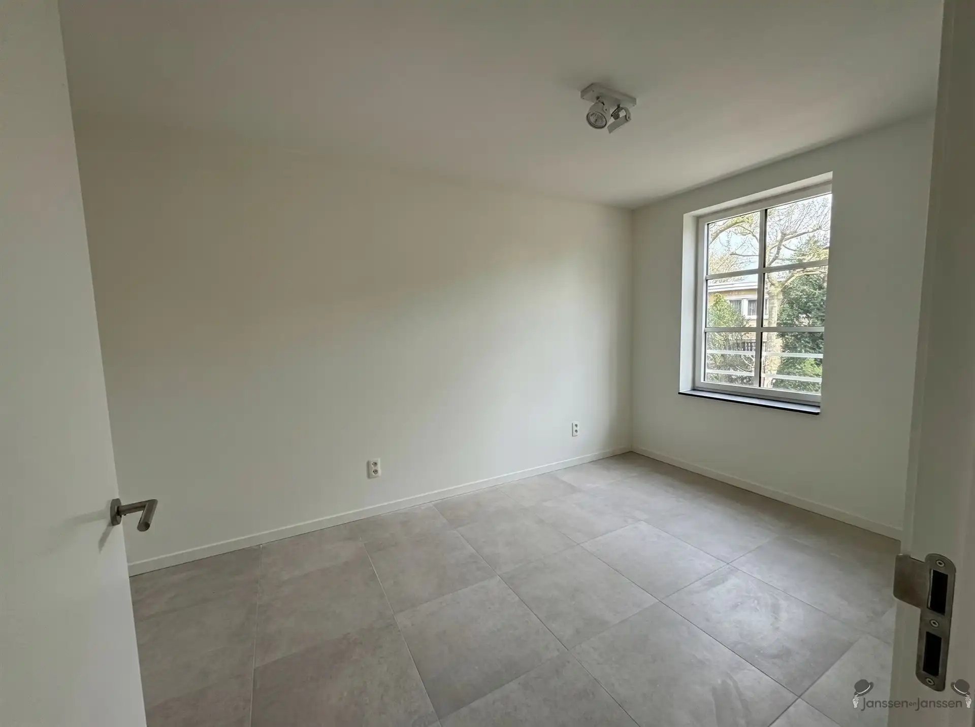 Luxe appartement, centraal gelegen met groot terras, 3 slaapkamers en EPC A foto 11