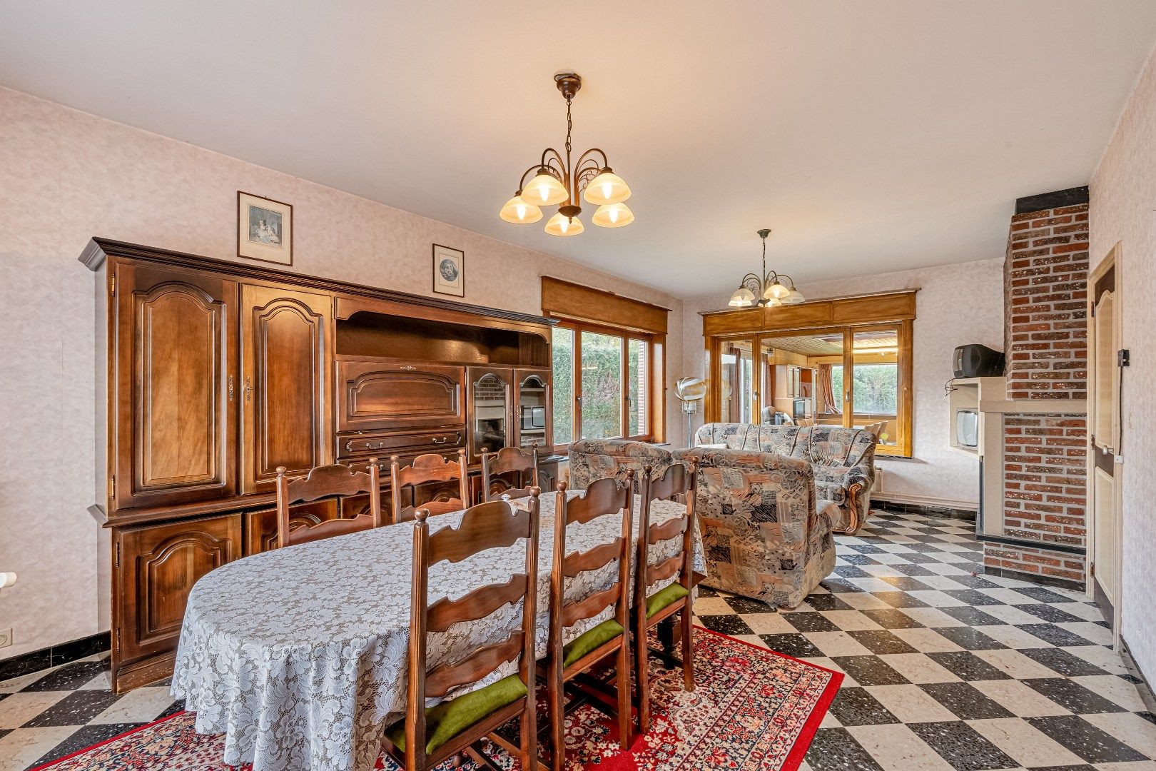 Te renoveren villa met veel potentieel en landelijke charme foto 6