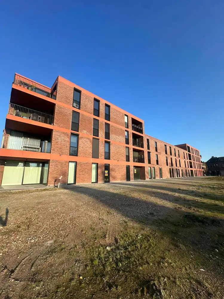 NIEUWBOUW (A.01)MULTIFUNCTIONEEL GELIJKVLOERS PIER KORNEL NABIJ KINE, ARCHITECT, SOEPBAR EN ADVOCAAT foto 14