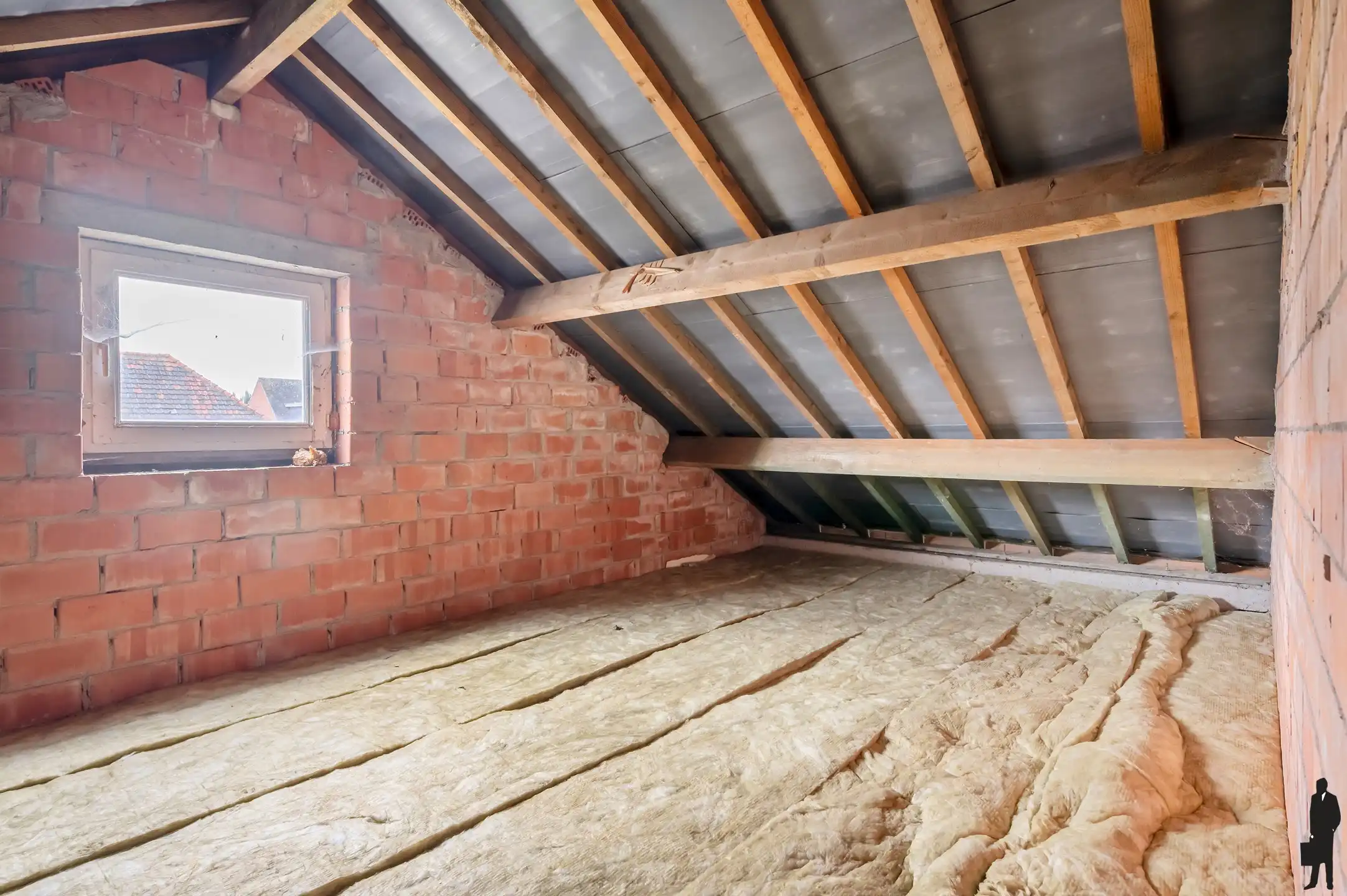 Op te frissen HOB pal in centrum! foto 22