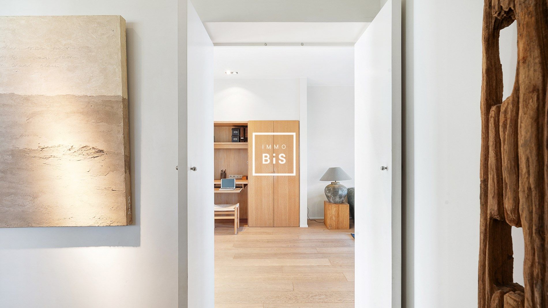 Parel van een villa rechtstreeks verbonden met het Zegemeer van Knokke  foto 3