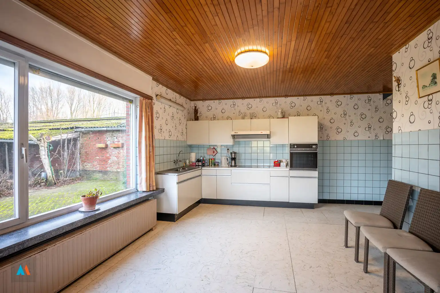 Boerderij met stallen op 1 ha foto 9