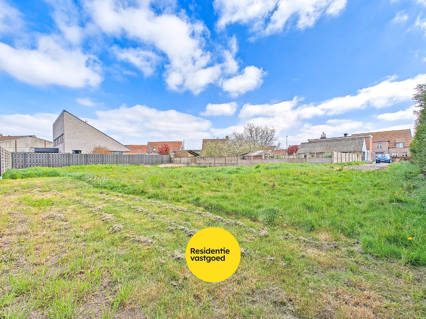 Rustig gelegen bouwgrond 786 m² te Bulskamp (vlakbij Veurne).  foto {{pictureIndex}}