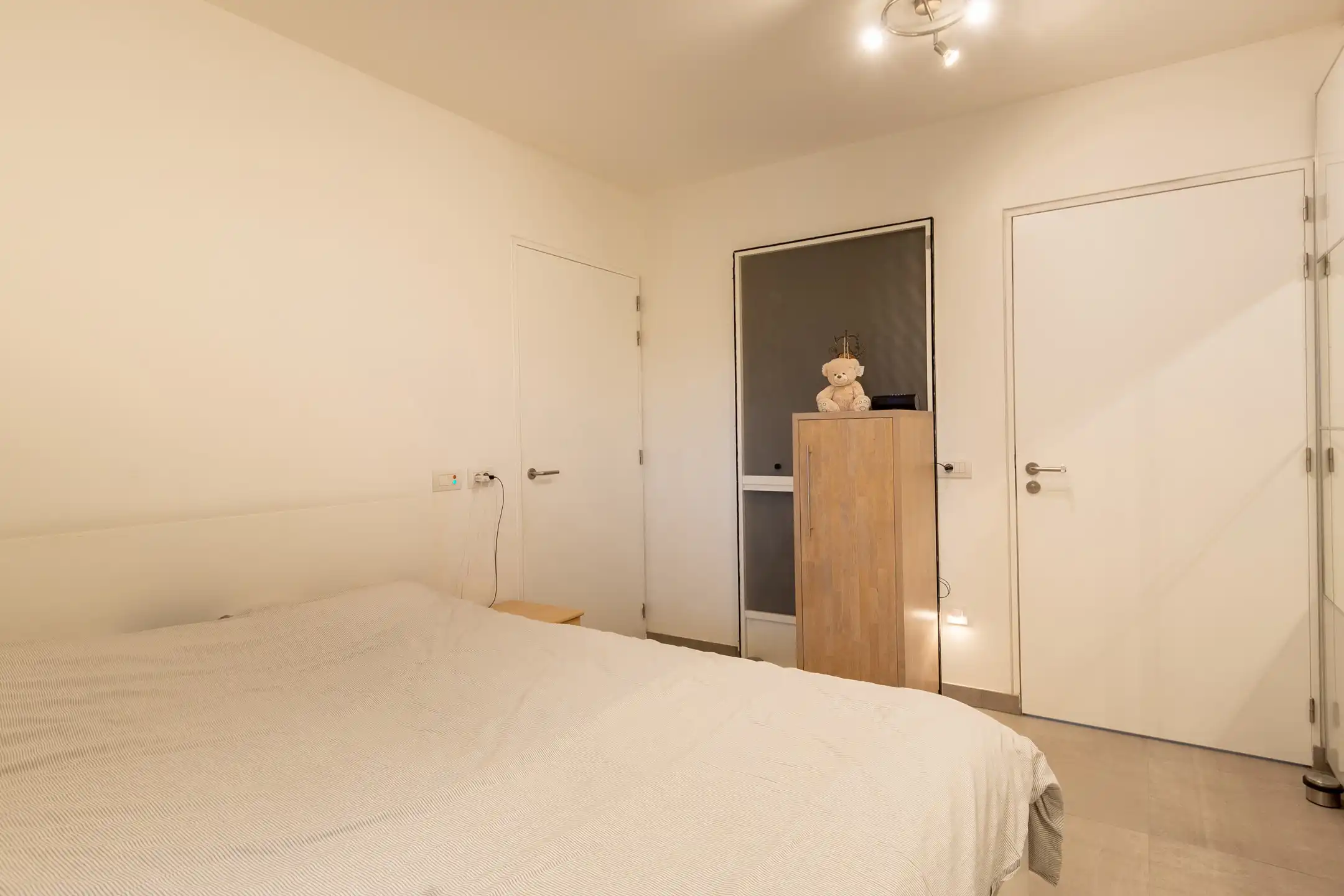 Ruime serviceflat in het hartje van Willebroek foto 10