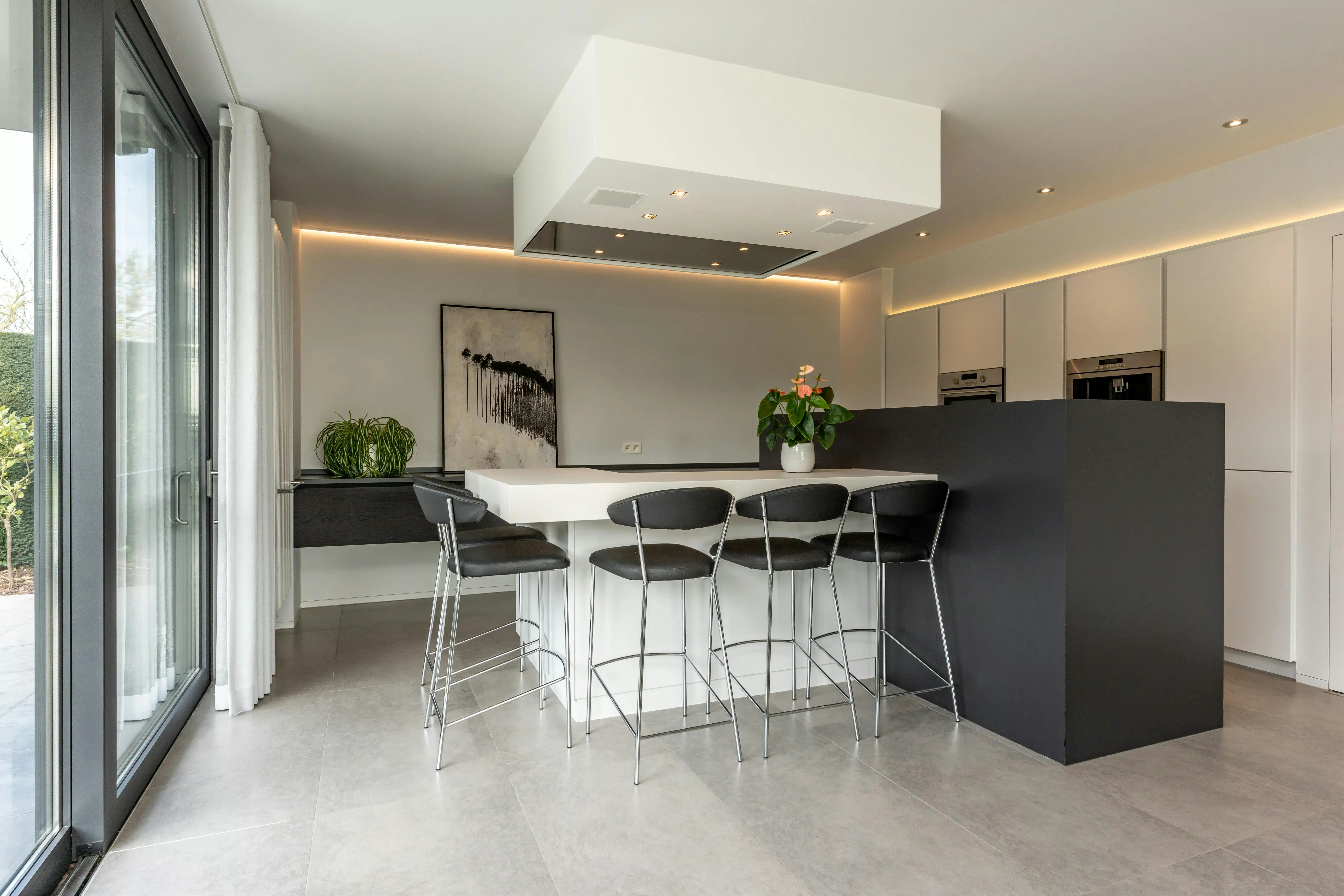 Exclusieve villa op prachtig perceel grond te koop te Leffinge! foto 7