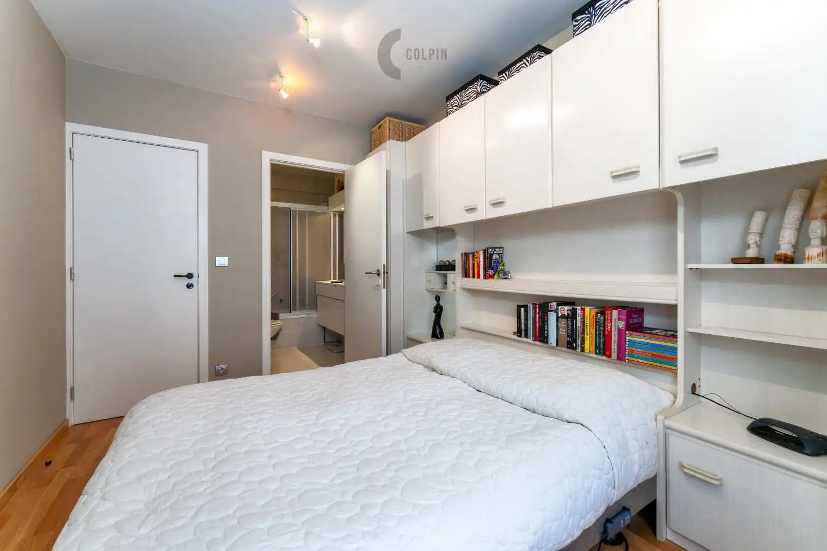 Ruim appartement op topligging aan de Koningslaan foto 11